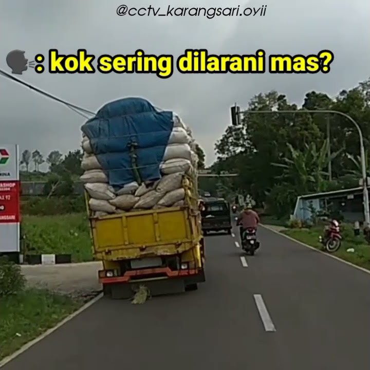 STORY WA TRUK OLENG MUATAN GAYOR!! #CCTVKARANGSARIOYI