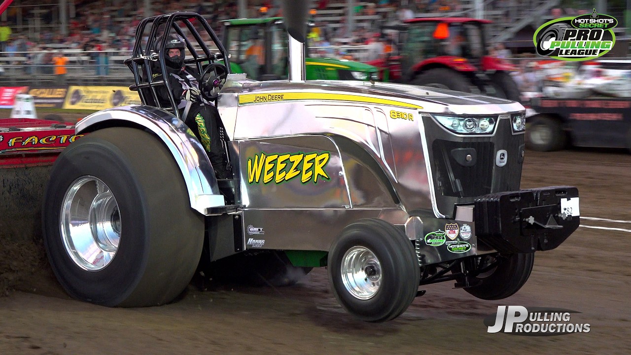 Tractor Pulling 2025: Show Me Showdown - Macon, MO - 9500lb & 8500 Limited Pro Stock Tractors
