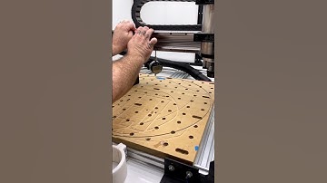 CNC Rigidity; comparing the flex of an Ultimate Bee 1515 and Queen Bee Pro 7575 #cncrouter #diycnc