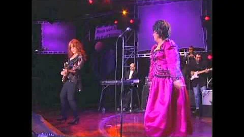 Ruth Brown and Bonnie Raitt Perform at the 1993 Ha...
