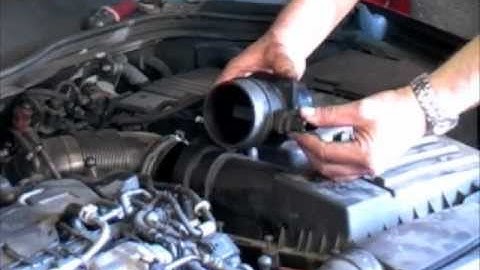 AUTOiNFORM ONLINE MAGAZINE: Advice on vehicle diagnostics and air mass sensors / meters