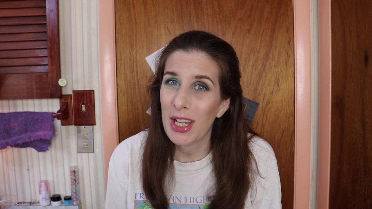 6 Looks Huda Emerald Obsessions Palette!