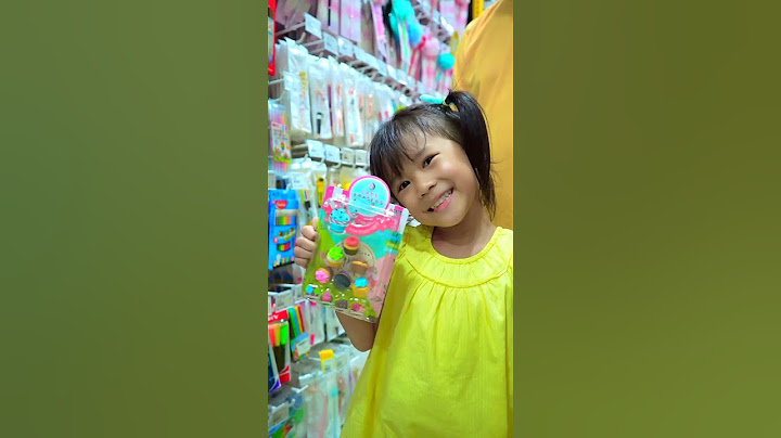 ALETHA BELI PERLENGKAPAN SEKOLAH SAMA ENGKONG DAUS SEPARO