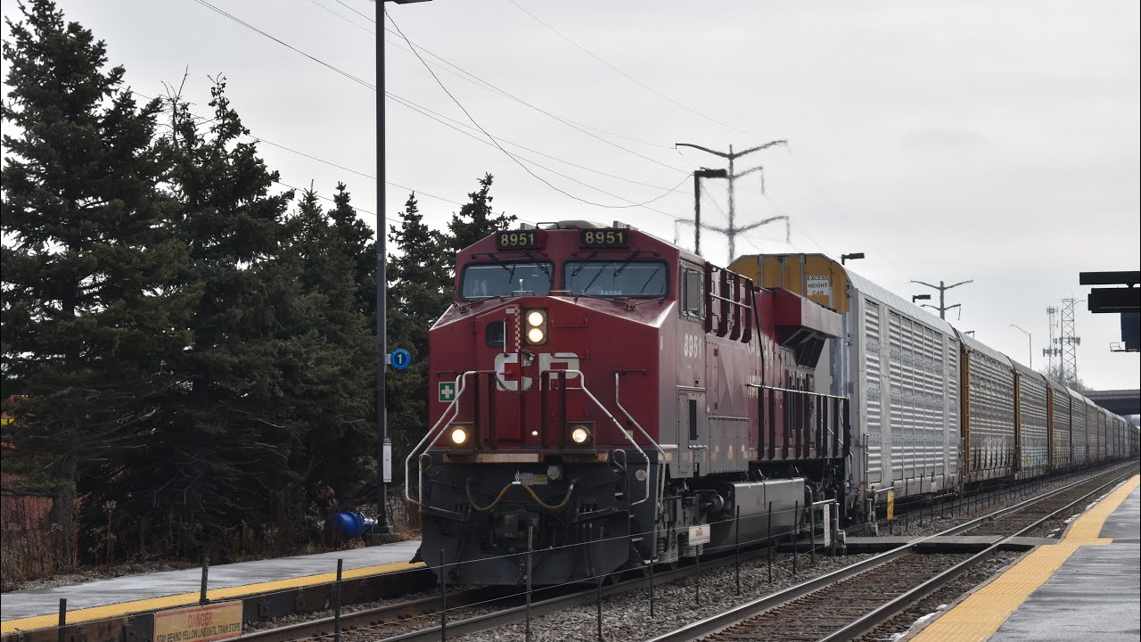 Labor Day railfanning at Lake Cook road