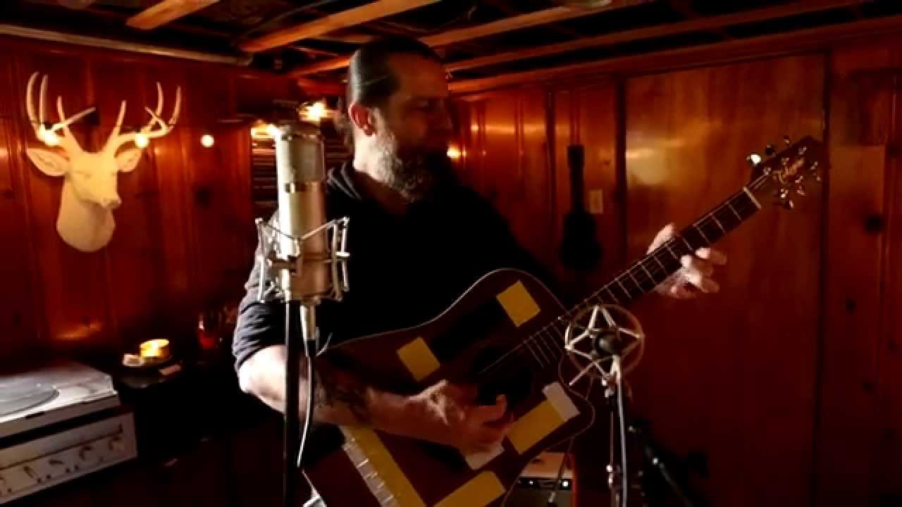 Mira Sean Rowe: Madman | Peluso Microphone Lab Presents: Yellow Couch Sessions en YouTube Mira Sean Rowe: Madman | Peluso Microphone Lab Presents: Yellow Couch Sessions en YouTube