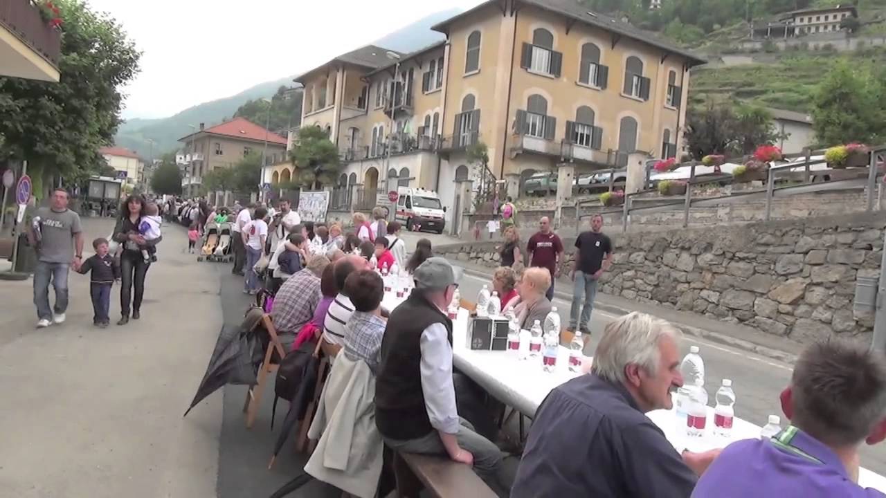 La tavolata da Guinness da Perosa a Pomaretto