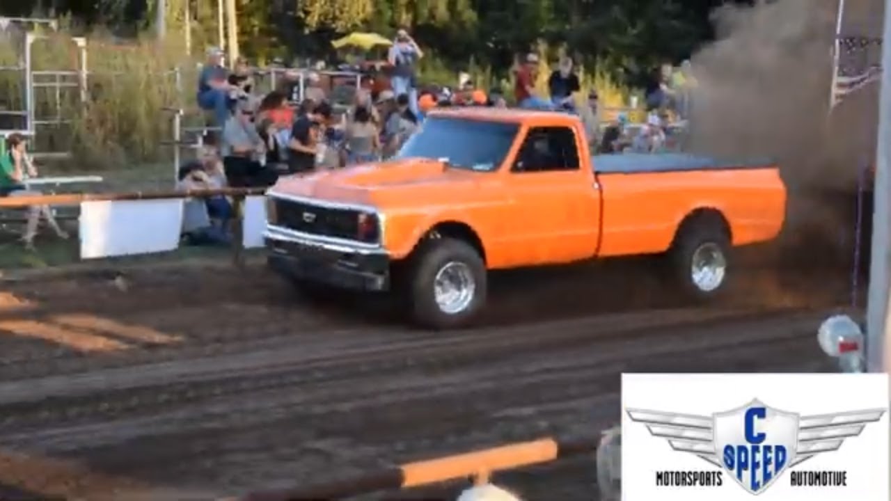 6200lb Div3 Pro Stock Truck Pulling 2021. (Pierce City, MO) YouTube