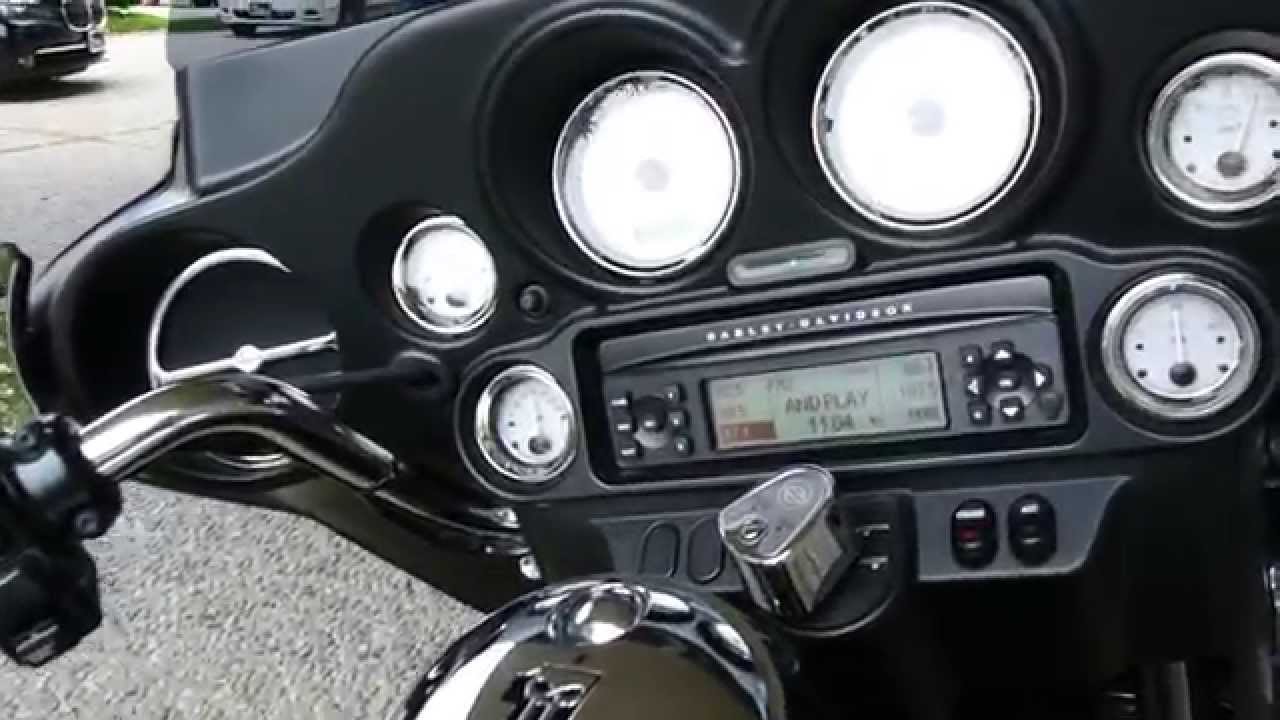 2013 Harley Davidson FLHX Street Glide For Sale at Hoppers Custom Cycles