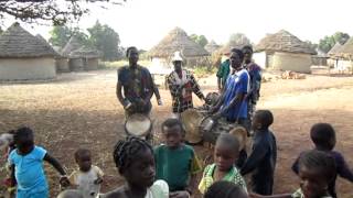 Dundunba Dance - Kon, Denmusoni Kelen & Gbada No.2 Gbendo, December 2011