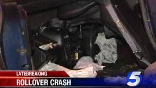 Driver Climbs Out Of Crashed Car screenshot 2