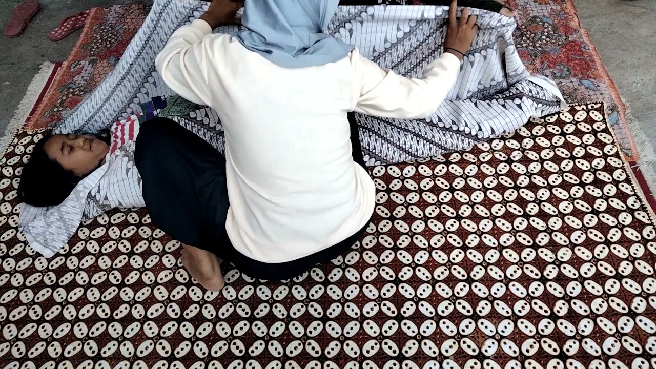 Mengkafani jenazah kelompok 5