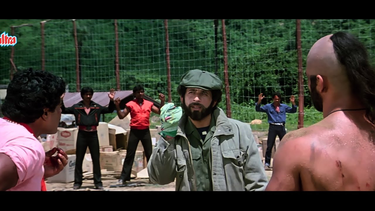 Kone Kone Main Chupe Hain Chuhe Saale - Naseeruddin Shah Action Dialogue - Karma Part 5