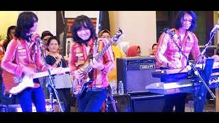 Ku Tak Sangka ~ Dara manis buruk hatinya (Koes Plus) ★ T-Koes Band @ Plaza Blok M (31/07)