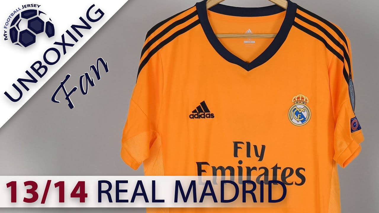 Real Madrid Third Retro Jersey 13/14 Ronaldo (KitMM) Fan Version