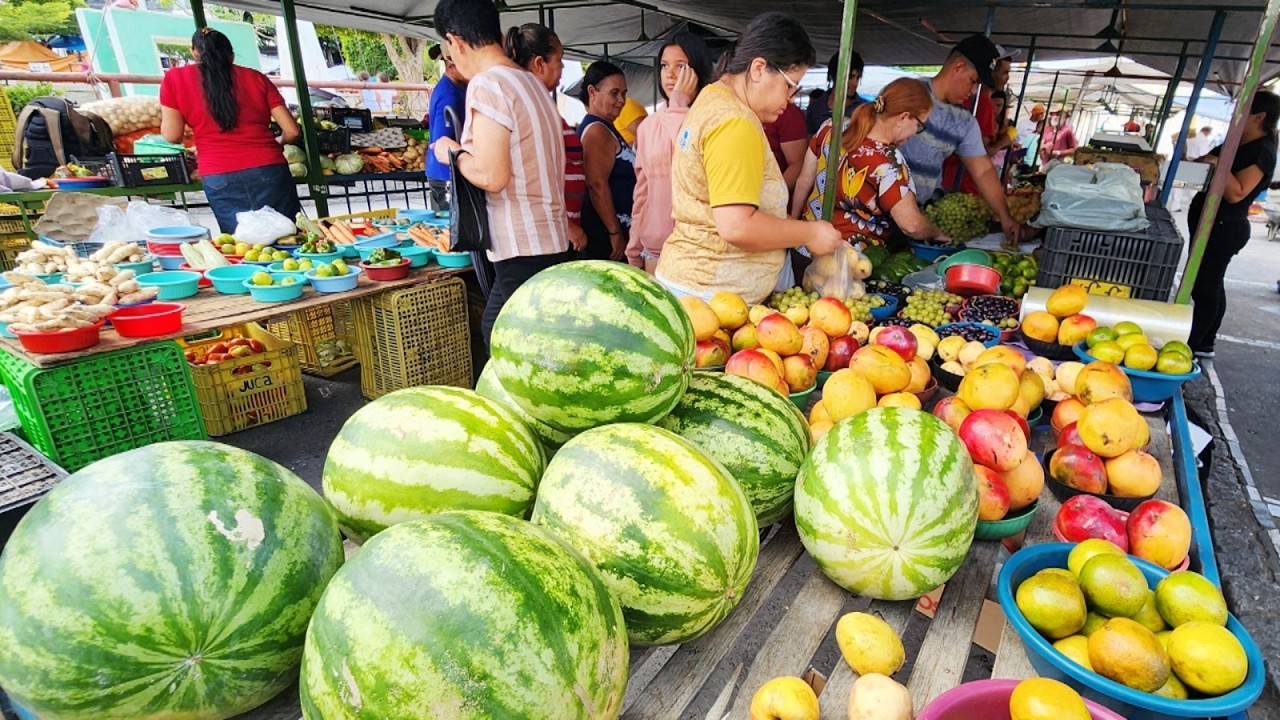 MERCADORIA DE 1 REAL NA FEIRA EM CRUZES-PE. OLHA ISTO BRASIL!