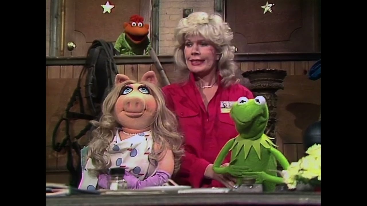 The Muppet Show - 502: Loretta Swit - Backstage #2 (1980)