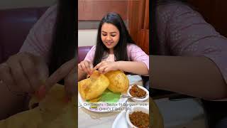 Om SWEETS - Sec 14 Gurgaon wale Chhole Bhature #ytshorts #yt #ytshort #ytshortsindia #streetfood