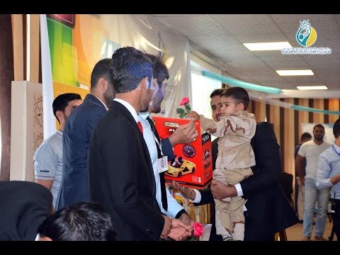 طلبة الجامعة التكنولوجية يتبرعون بمصاريف حفلتهم الى يتامى مؤسسة العين