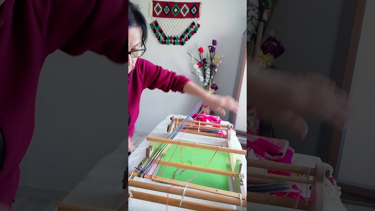 Masa üstü tezgahında atkı dokuma anlatımı 1.bölüm #rigidheeedle#tezgahdokuma#dokuma