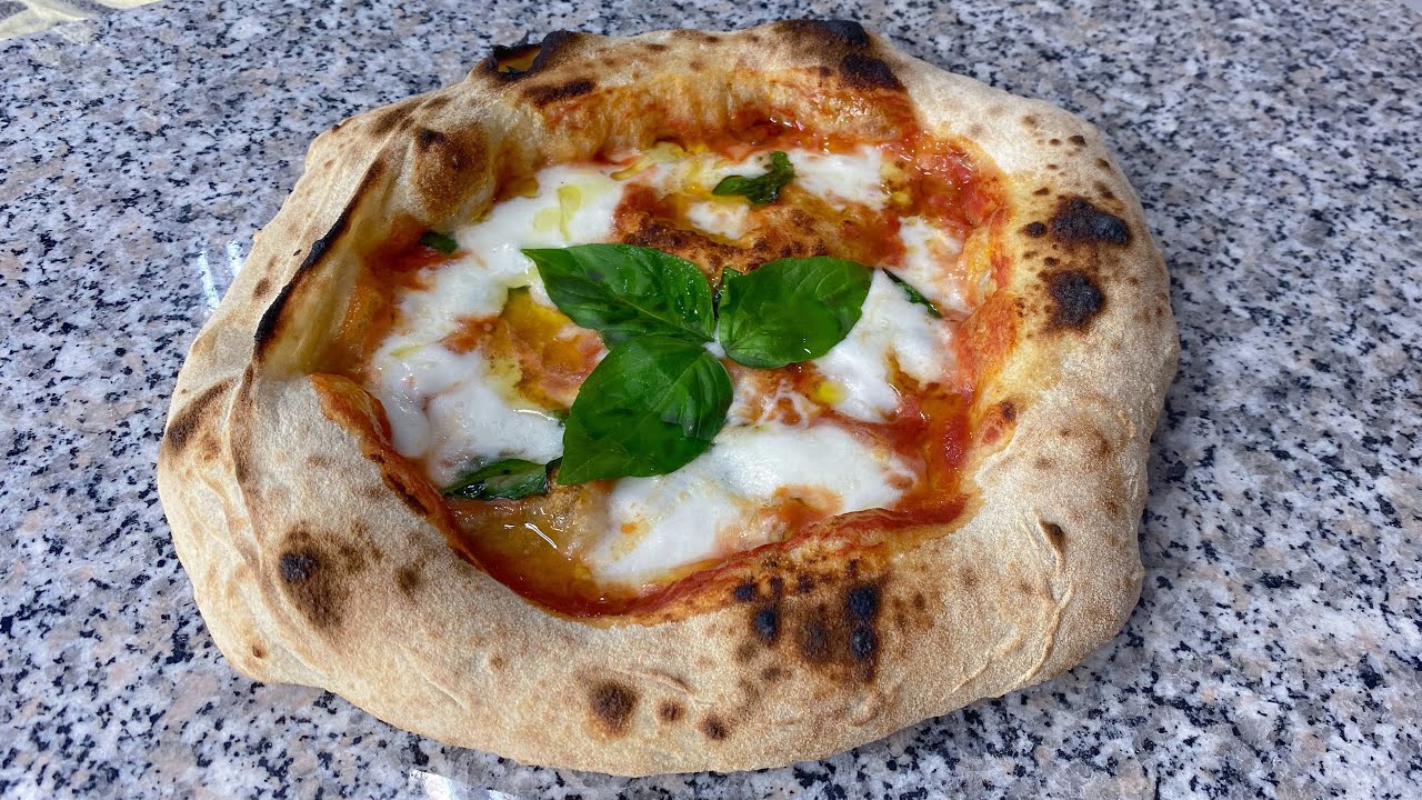 Pizza Napoletana con Farina di Tipo 1 Linea primitiva Molino Pasini