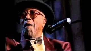 Bo Diddley and Friends - Bo Diddley (Rock and Roll Hall of Fame).avi