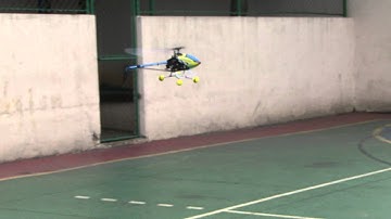 1st T-Rex 450 Crash - learning to fly