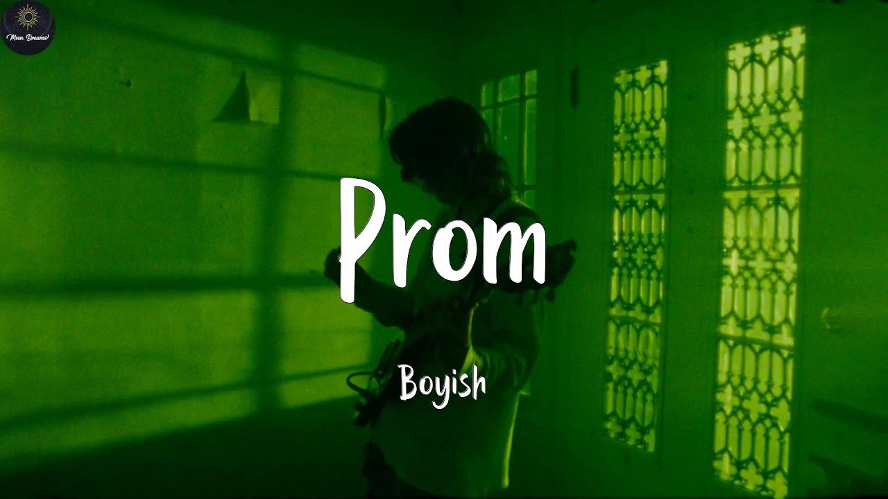 Boyish - Prom (Lyrics)