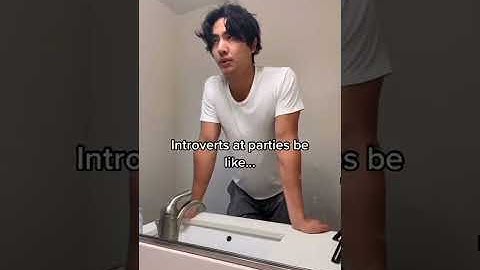 The  introverts at the party| The Random Videos