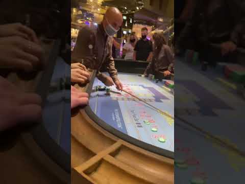 Bro has the best way to buy cars😳 #casino #stake #gambling