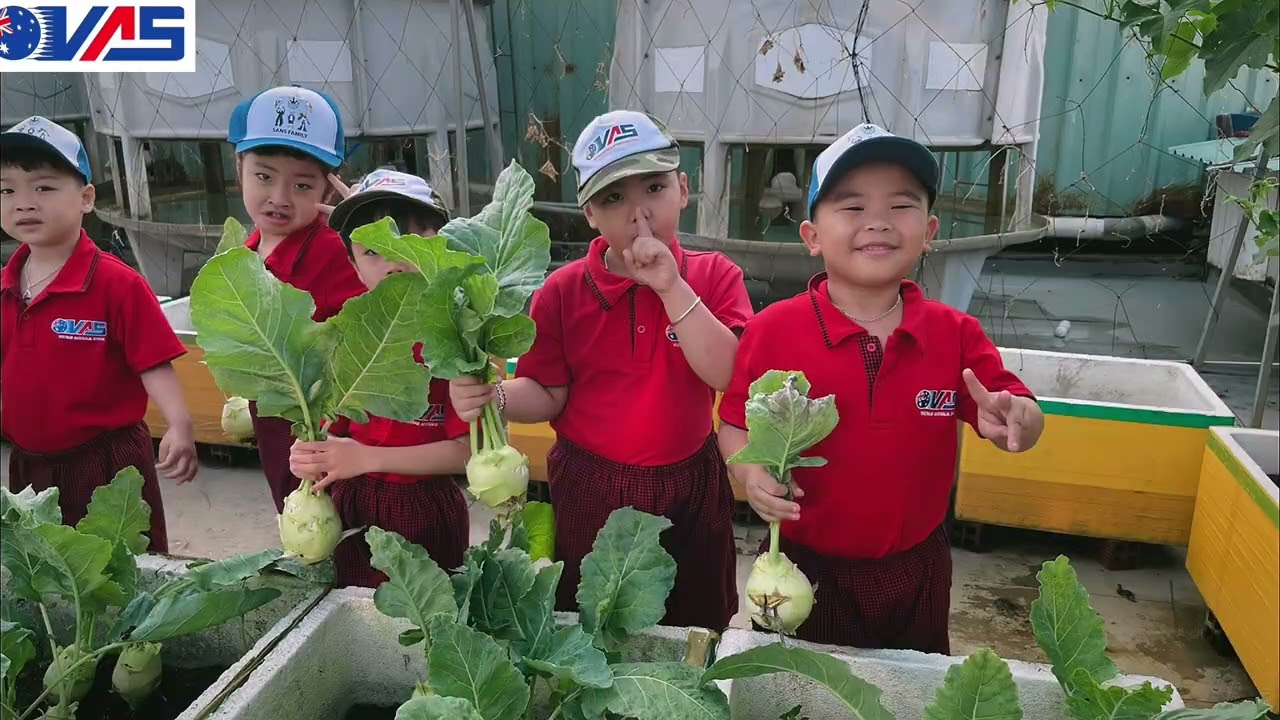 [MỘT NGÀY LÀM NÔNG DÂN NHÍ] – THÀNH QUẢ NGỌT NGÀO🎃