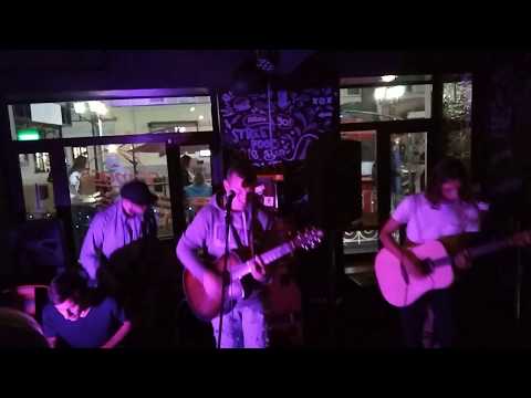 Смотреть клип Молодые Исполнители Регги - План (live @ Karas Bar 15.09.2018) онлайн бесплатно в качестве Смотреть клип Молодые Исполнители Регги - План (live @ Karas Bar 15.09.2018) онлайн бесплатно в качестве