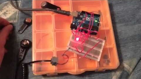 iButton and Arduino LED example