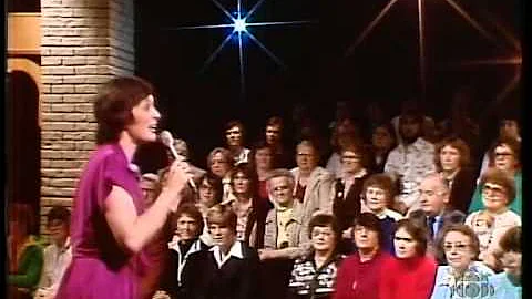 come all ye with Anna McGoldrick  guests John Whit...