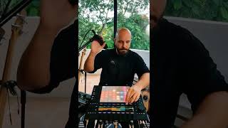 ¡Viajando del pasado al futuro! ⏳ Fusión en vivo con Live Looping en el Ableton Push 3.