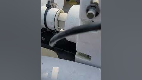 Transducer cable/trolling motor routing