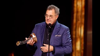 Your Willie Nelson Lifetime Achievement Recipient, @VinceGill ❤️