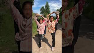 Amazing Kung Fu Skills! 👊 Dragon Boat Festival Special 🐉🤸♀️ #kungfu #flexibility #familygoals