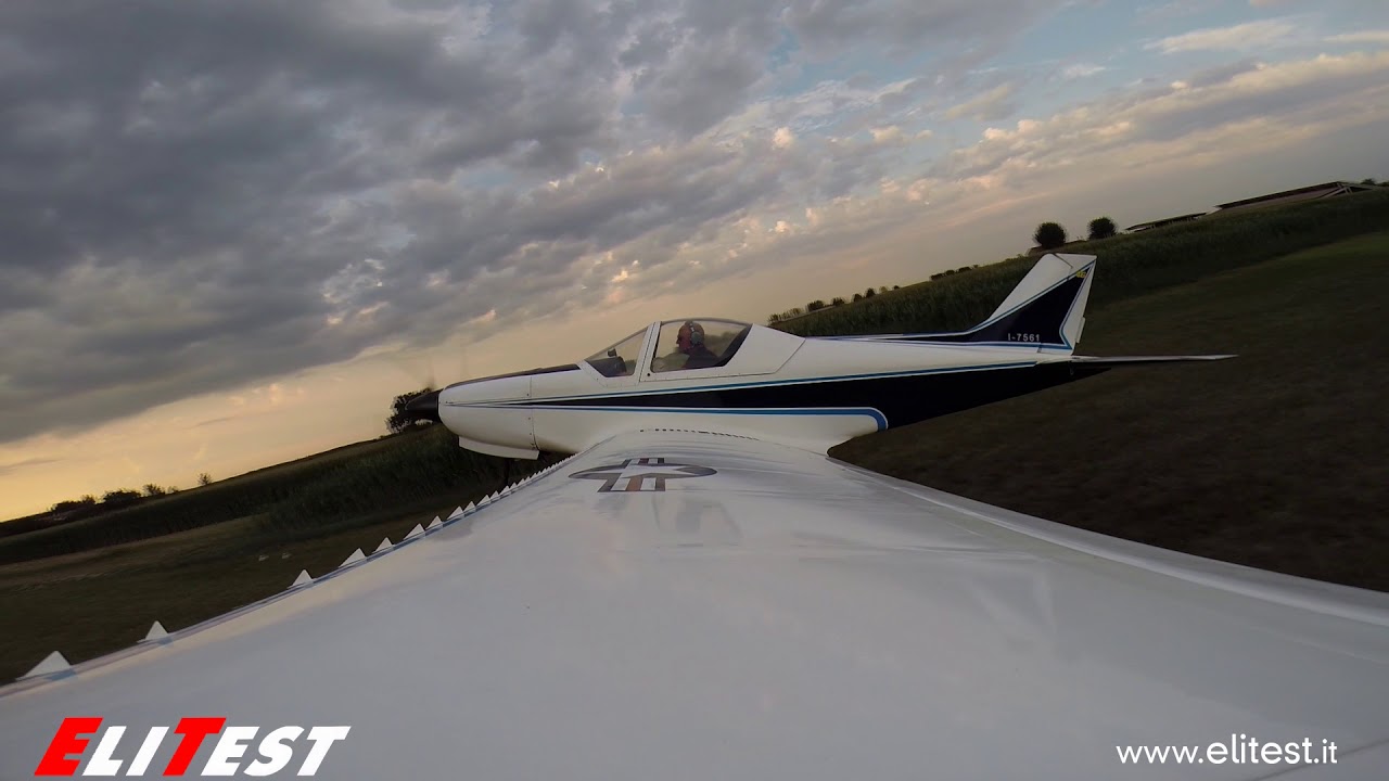 ELITEST - Vidor Asso V con Elica Tripala Passo Variabile In Volo PVV