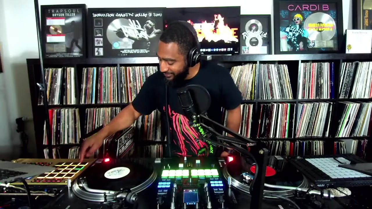 Live Vinyl Set - DJ Rick Geez - 7-26-24 (2004 Throwback Mix) - YouTube