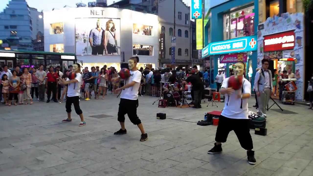 H Double C 西門町花式籃球表演 Youtube