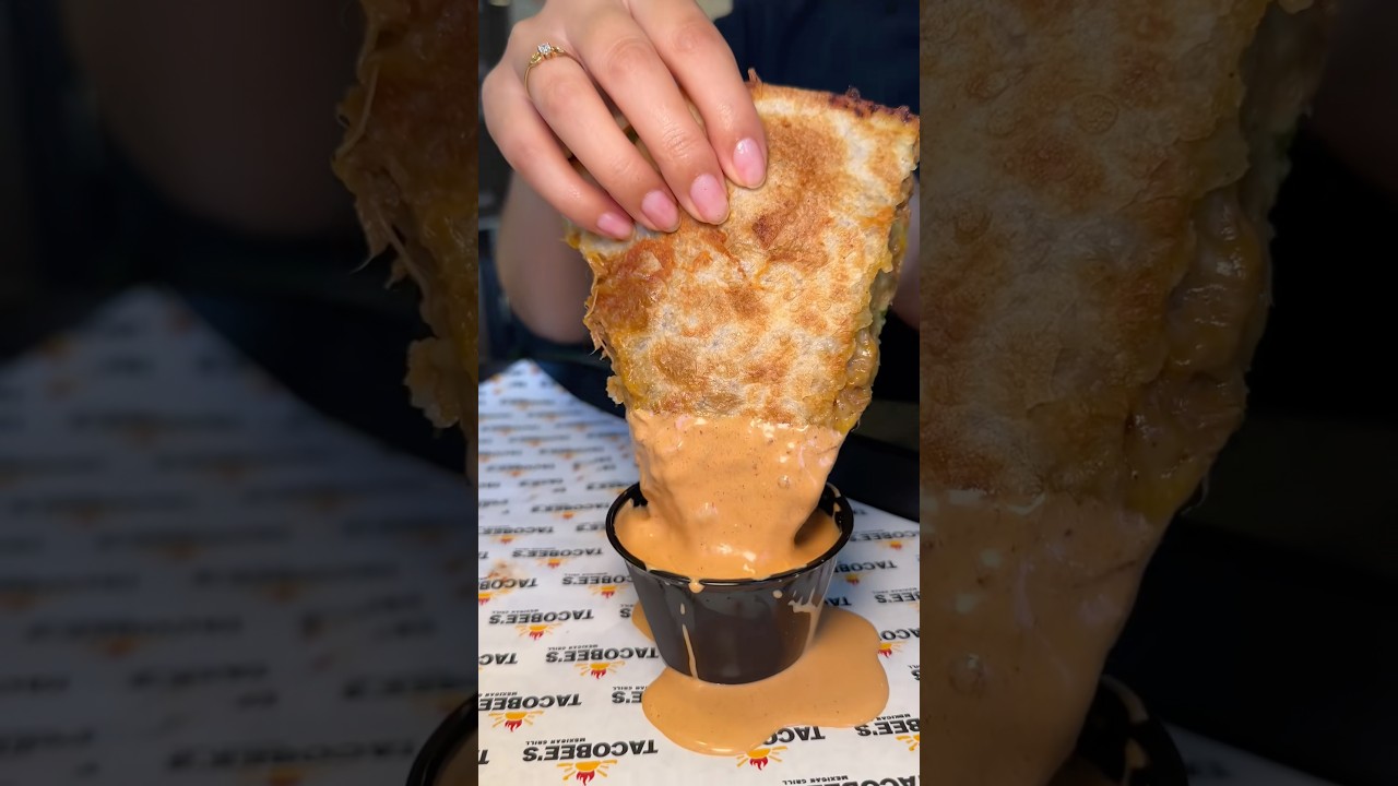 This STEAK BIRRIA QUESADILLA from Tacobee’s Mexican Grill in NYC is the move! 🔥🔥🤤🤤 #DEVOURPOWER