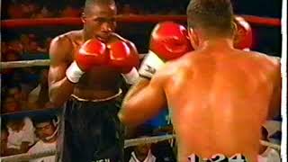 Play video: Angel Arroyo vs Adrian McNeel