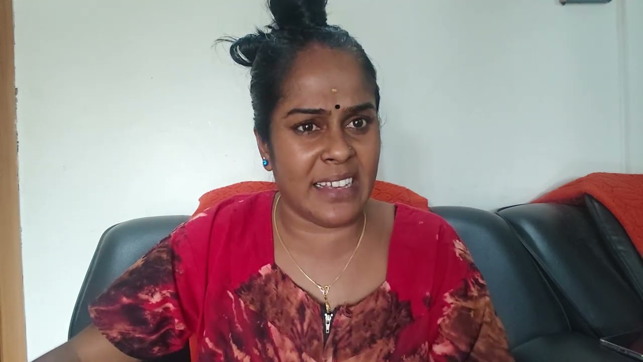 அவ புருஷன் ஆனந்து என் புருஷன் பாலாநீ எப்படிடா டைவர்ஸ் கொடுக்க முடியும் 😃😃