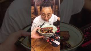 八爪鱼配着五花肉喷香美味又好吃，下饭吃简直了