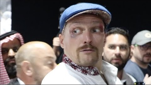 PURE CLASS! -OLEKSANDR USYK MAKES TIME FOR FANS MOMENTS AFTER BEATING ANTHONY JOSHUA IN SAUDI ARABIA