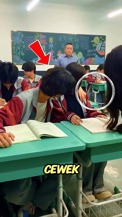 cewek ini menganggap si cowok pengganggu