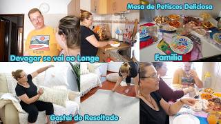 VLOG// VEM VER COMO FICOU// SALA PRONTA// PREPAREI UMA MESA DE PETISCOS// O NOSSO CANTINHO