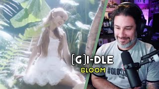Director Reacts - (G)I-DLE - 'Bloom' SPECIAL CLIP