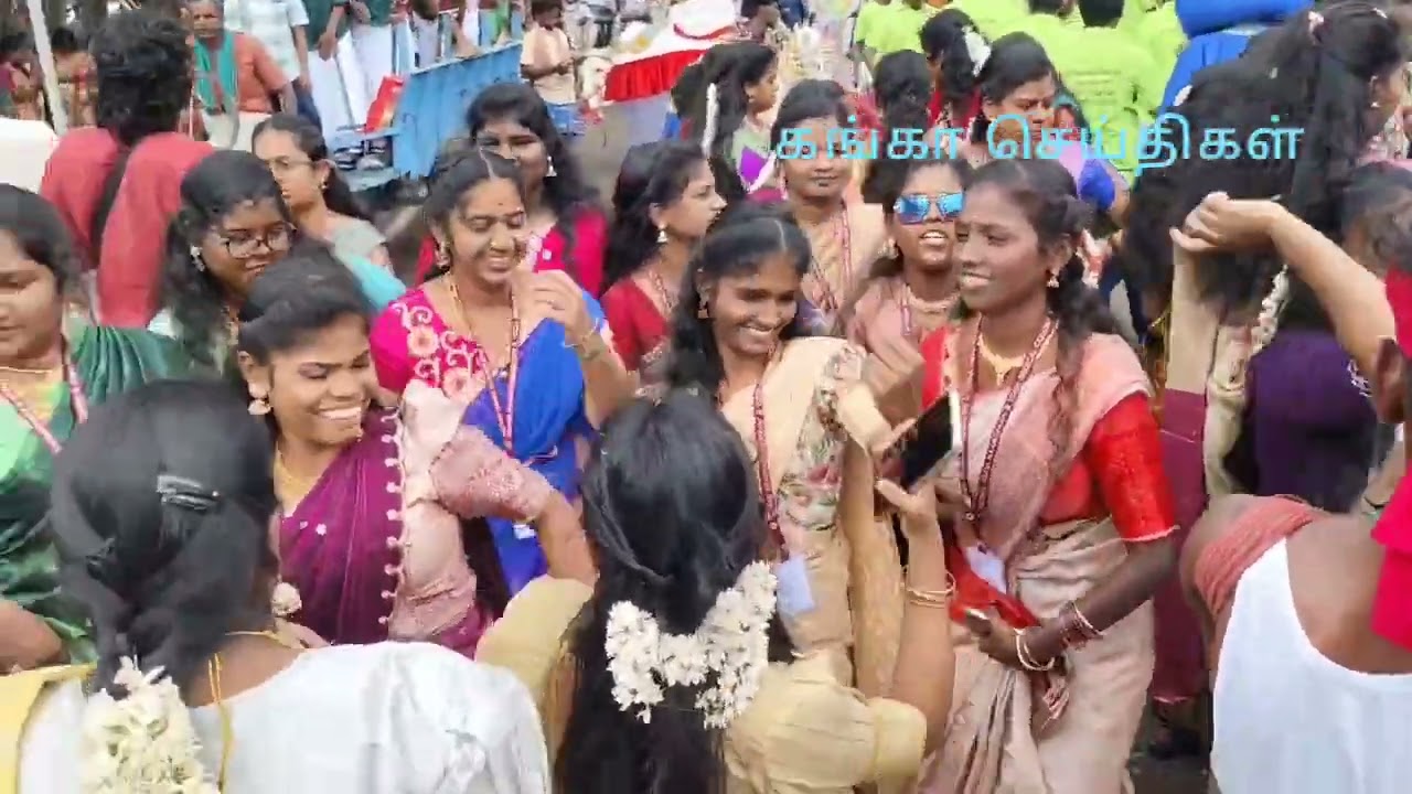 விவசாயிகளை தெய்வமாக வணங்கிய மதர் தெரசா கல்லூரி மாணவிகள் .🙏