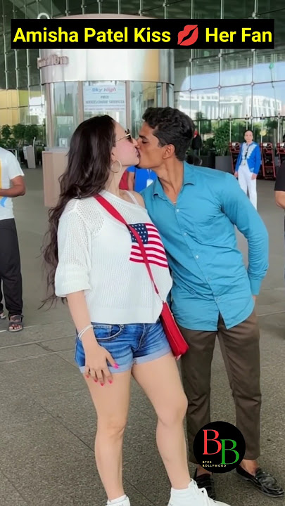Amisha Patel Kiss Her Fan 💋 #kiss #bollywood #ai #hindisong #shorts